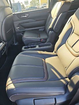 New 2026 Nissan Armada SL image 4
