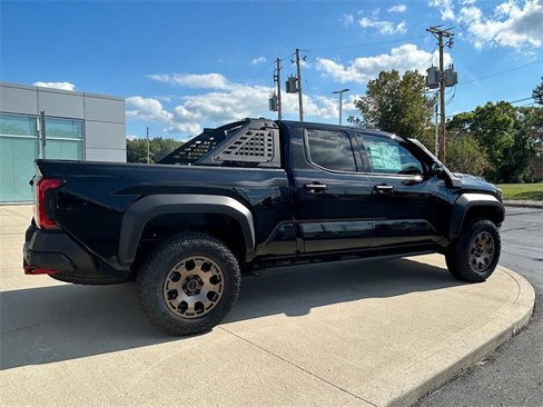 New 2025 Toyota Tacoma 4x4 Double Cab Hybrid image 4