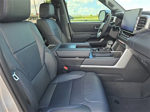 New 2025 Toyota Tundra Platinum image 10