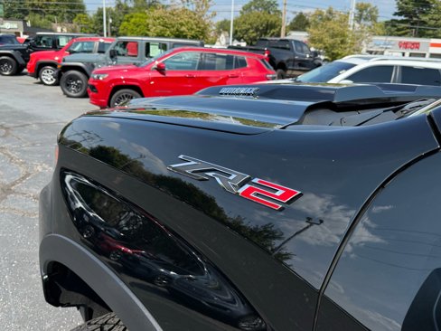 Used 2025 Chevrolet Silverado 1500 ZR2 w/ Technology Package image 5