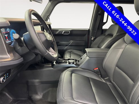 New 2025 Ford Bronco Badlands image 6