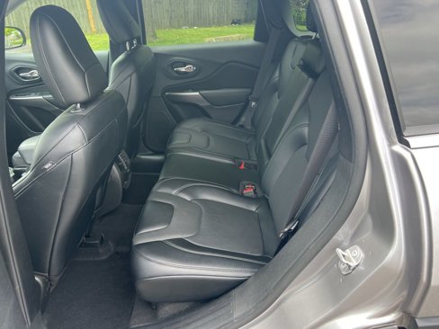 Certified 2022 Jeep Cherokee Limited image 27