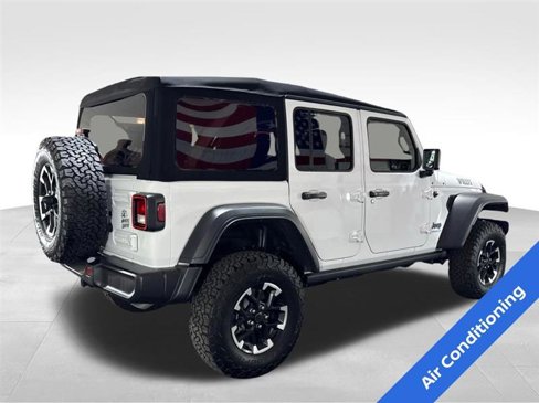 Used 2023 Jeep Wrangler Unlimited w/ 8.4" Radio Group image 5