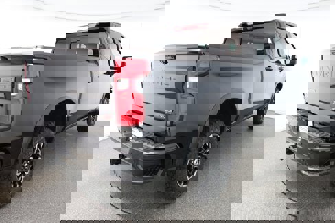 Used 2025 Chevrolet Silverado 1500 ZR2 w/ Technology Package image 4