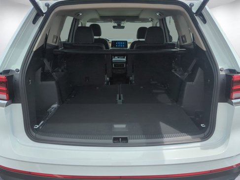 New 2025 Volkswagen Atlas SE image 25