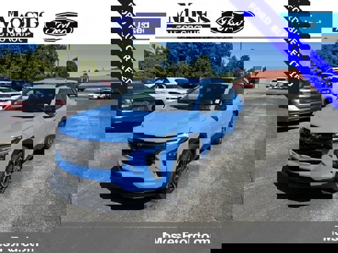 Used 2024 Chevrolet Trax RS w/ Sunroof Package image 1