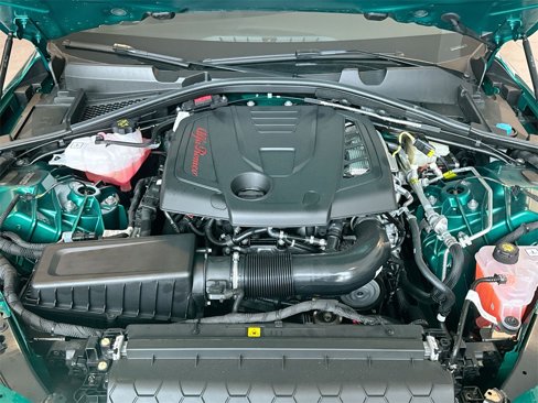New 2025 Alfa Romeo Giulia AWD w/ Driving Assist Package image 10