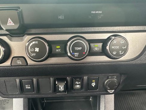 Used 2019 Toyota Tacoma SR5 image 16