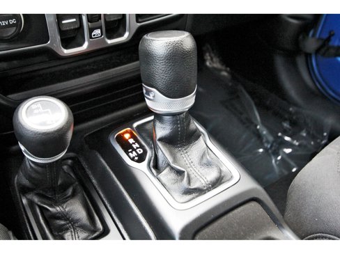 Used 2023 Jeep Gladiator Sport image 27