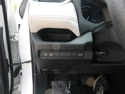 Used 2023 Toyota RAV4 XLE image 18