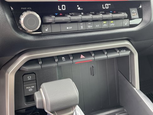 New 2026 Toyota Tundra SR5 image 8