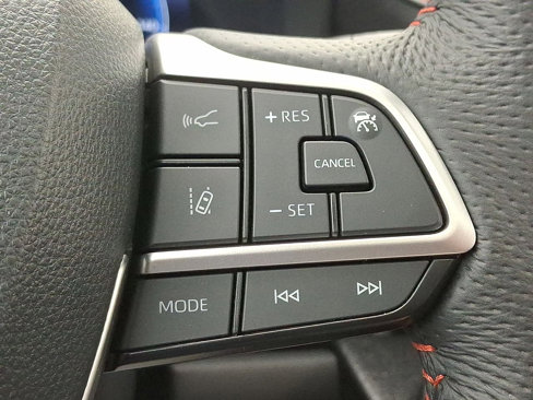 Used 2025 Toyota Sienna XSE image 24