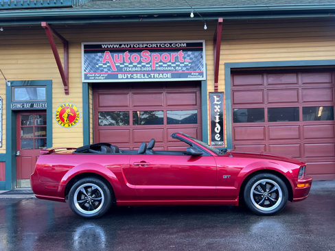 Used 2005 Ford Mustang GT Premium image 9