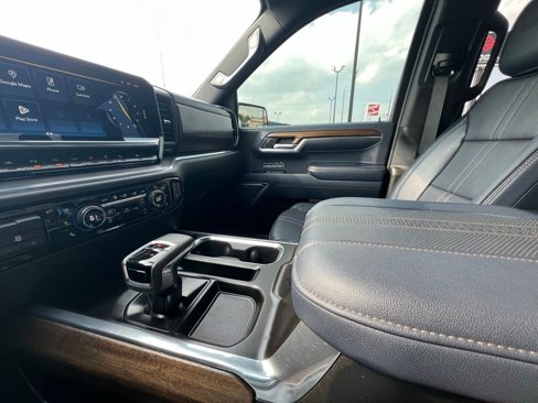 Used 2023 Chevrolet Silverado 1500 High Country w/ Z71 Off-Road Package image 56