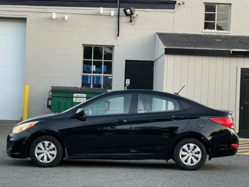 Used 2016 Hyundai Accent SE image 6