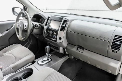 Used 2021 Nissan Frontier SV w/ Midnight Edition Floor Mats image 23