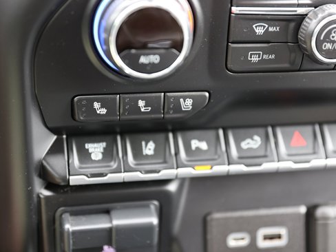 Certified 2021 Chevrolet Silverado 3500 LTZ w/ LTZ Plus Package image 32
