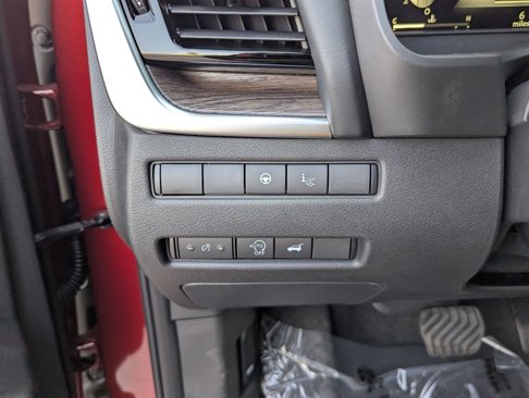 New 2025 Nissan Rogue Platinum w/ Tech Package image 14