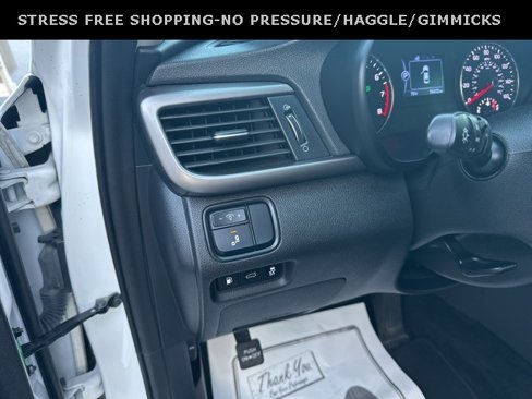 Used 2018 Kia Optima S image 8
