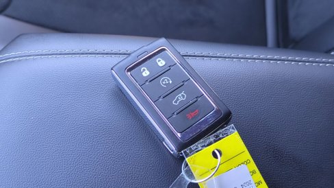 Used 2024 Jeep Grand Cherokee Altitude image 40