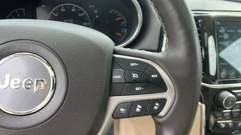 Used 2021 Jeep Grand Cherokee Overland image 27