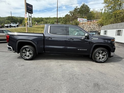 New 2026 GMC Sierra 1500 SLE w/ Preferred Package image 6