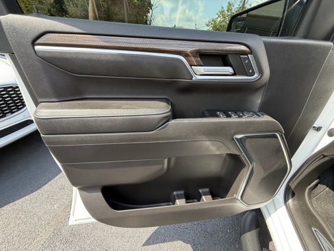 Used 2023 Chevrolet Silverado 1500 RST w/ Redline Edition image 17