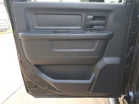 New 2026 RAM 3500 Tradesman image 14