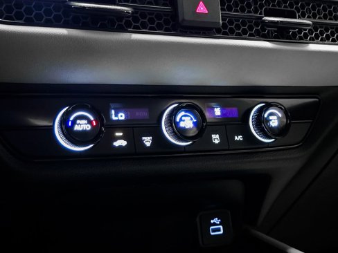 Certified 2024 Honda HR-V LX image 33