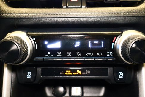 Used 2024 Toyota RAV4 LE image 23