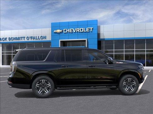 New 2025 Chevrolet Suburban Z71 w/ Z71 Off-Road Package image 5