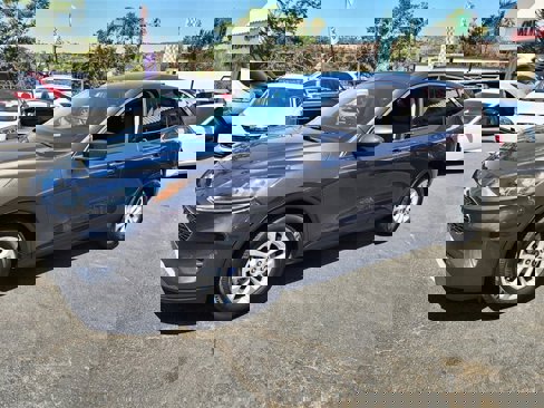Used 2020 Ford Escape SE image 24