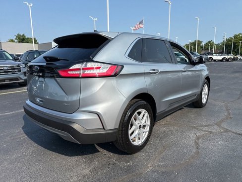 Used 2024 Ford Edge SEL w/ Convenience Package image 8