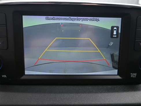 Used 2020 Hyundai Santa Fe SE image 16