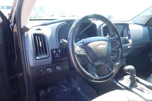 Used 2017 Chevrolet Colorado Z71 w/ LPO, Premium Interior Package image 9
