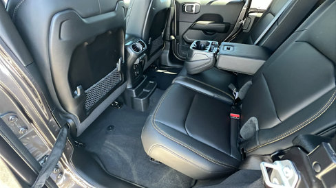 New 2025 Jeep Wrangler Unlimited Rubicon 392 image 24