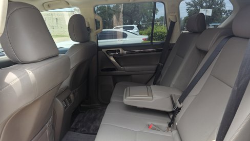 Used 2019 Lexus GX 460 w/ Navigation Package image 22