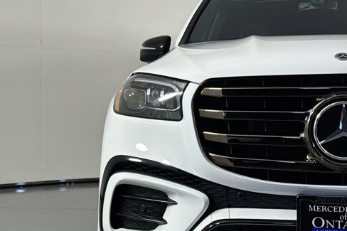 New 2026 Mercedes-Benz GLS 580 4MATIC image 14