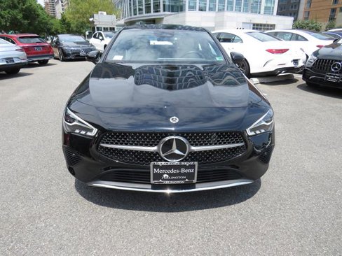 Used 2025 Mercedes-Benz CLA 250 4MATIC image 6