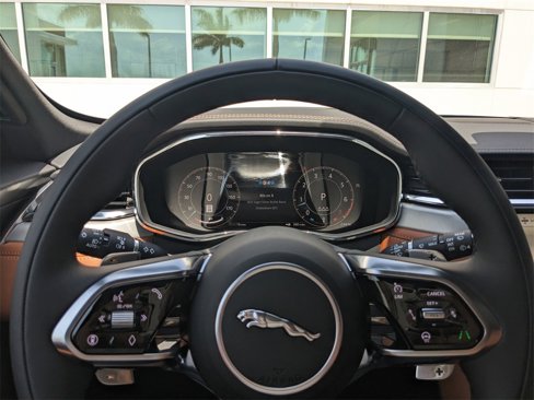 New 2026 Jaguar F-PACE R-Dynamic S image 26