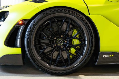 Used 2021 McLaren 765LT image 12