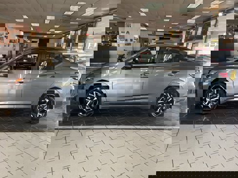 Used 2024 Nissan Sentra SV image 2