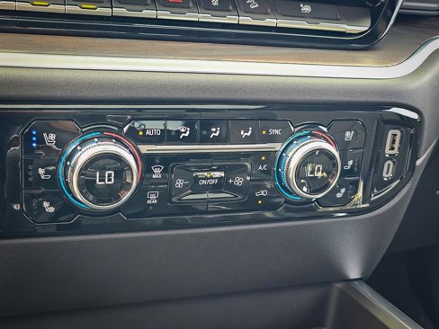 New 2026 GMC Sierra 1500 SLT w/ SLT Premium Plus Package image 30