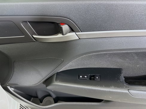 Used 2018 Hyundai Elantra SEL image 27