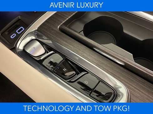 Certified 2024 Buick Enclave Avenir w/ Avenir Technology Package image 22