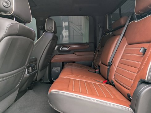 Used 2024 GMC Sierra 2500 Denali Ultimate image 15