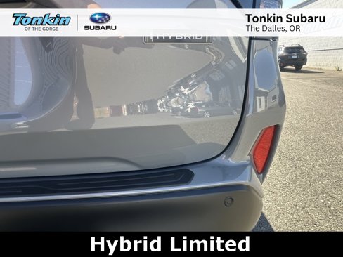 New 2025 Subaru Forester Limited image 32