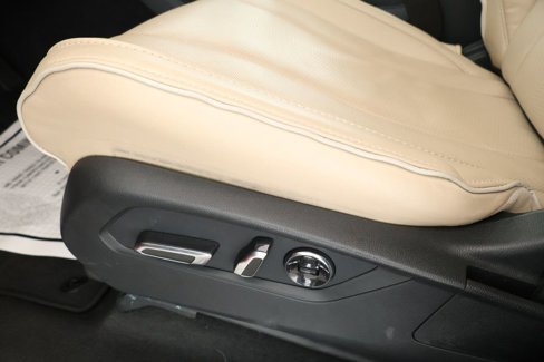 Used 2024 Acura MDX SH-AWD w/ Advance Package image 10