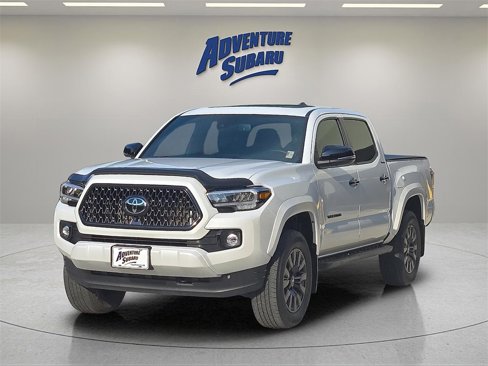 Used 2023 Toyota Tacoma Limited image 2