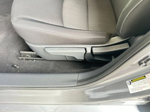 Used 2025 Nissan Sentra SV image 23